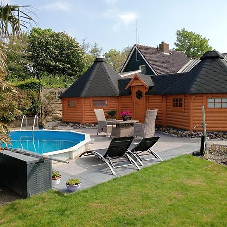 Kota Wadway Vila Spanbroek Exterior foto